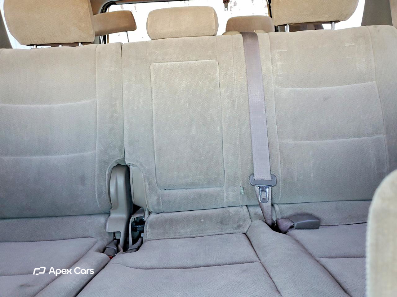 Toyota Sequoia 2004