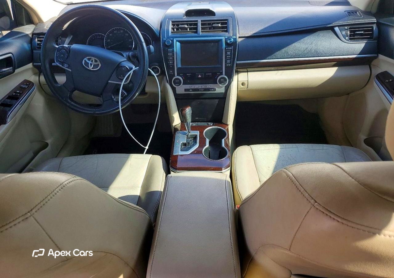 Toyota Camry 2012