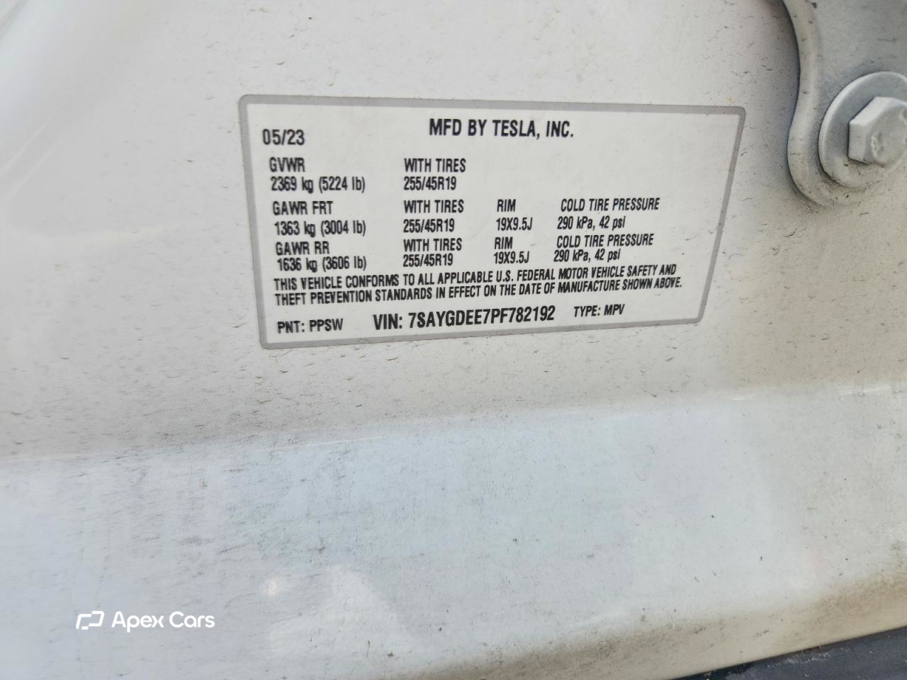 Tesla Model Y 2023
