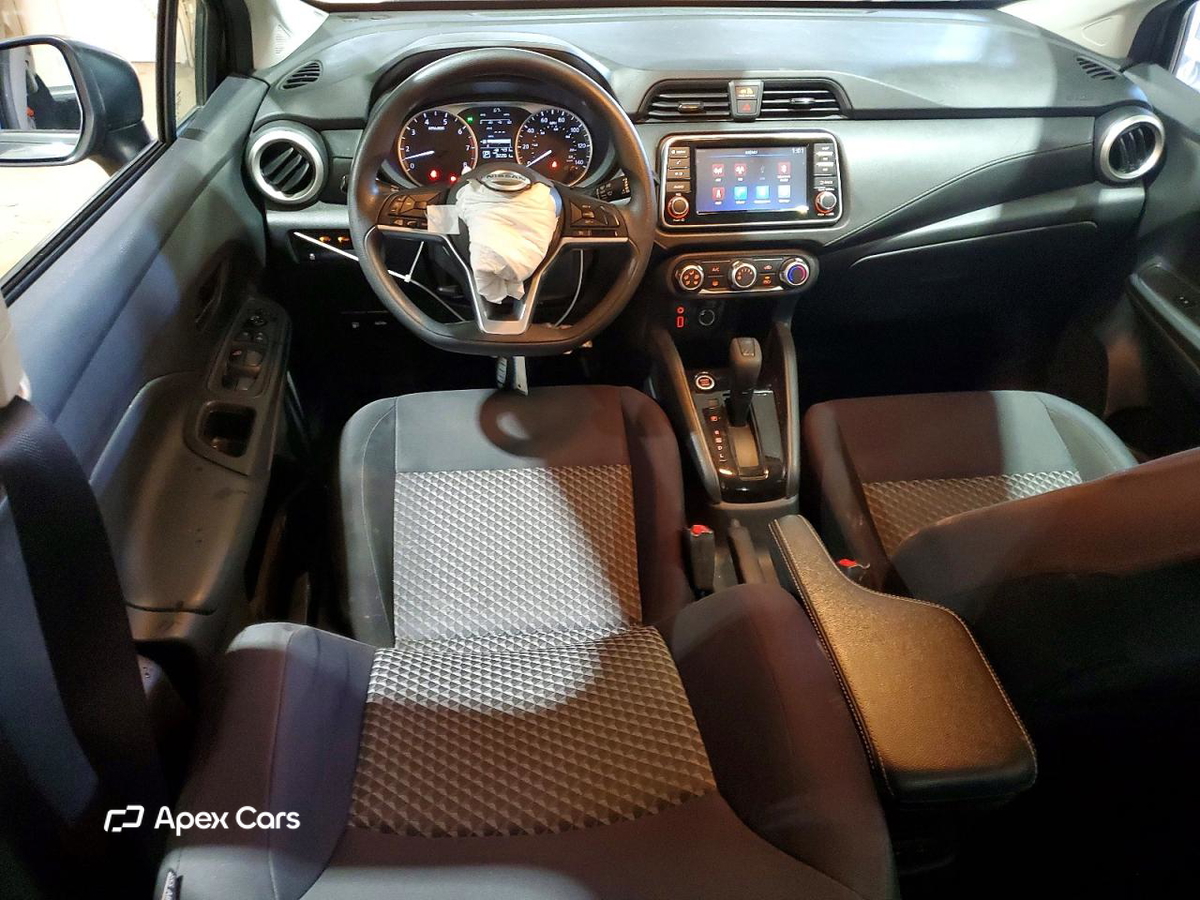 Nissan Versa 2021