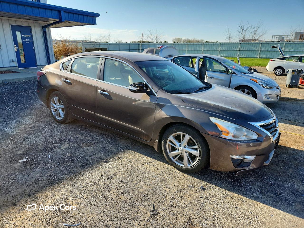 Nissan Altima 2015