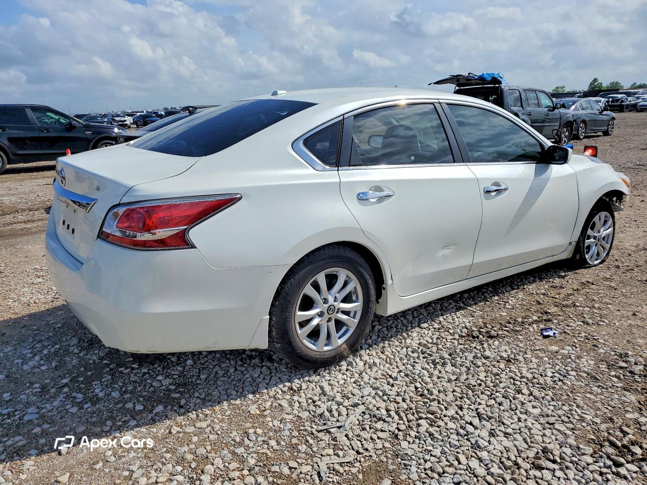 Nissan Altima 2015