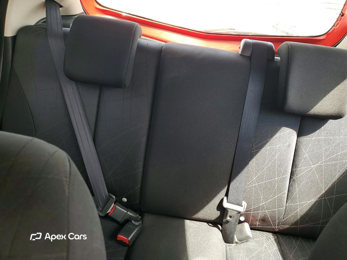 Mazda 2 2012