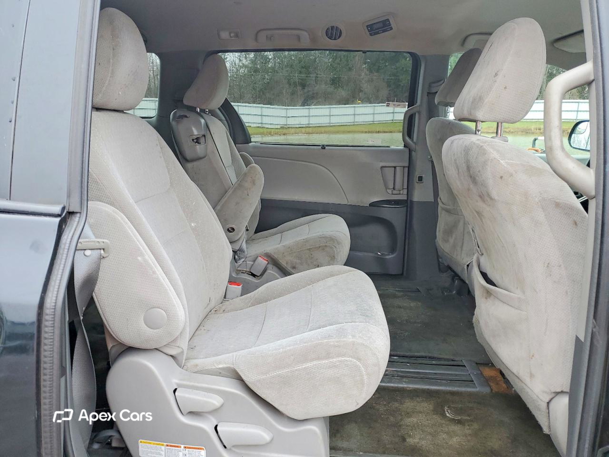 Toyota Sienna 2017