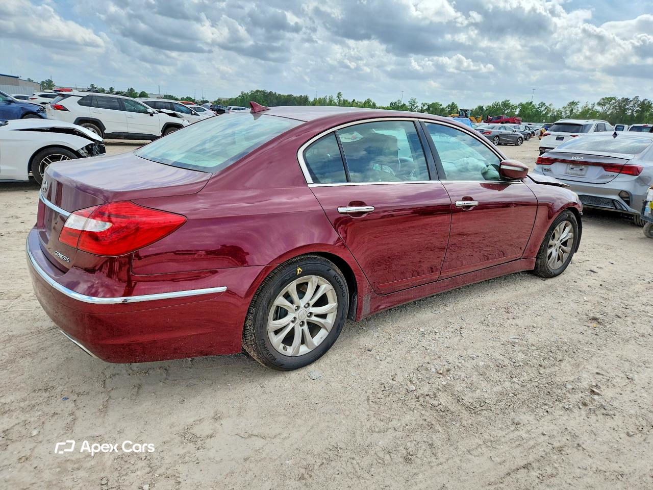 Hyundai Genesis 2012