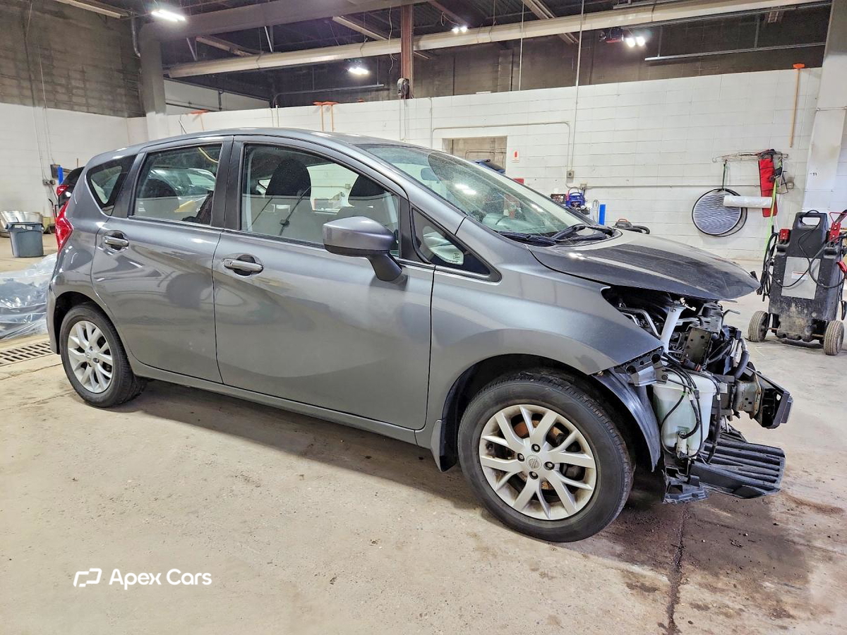 Nissan Versa 2018