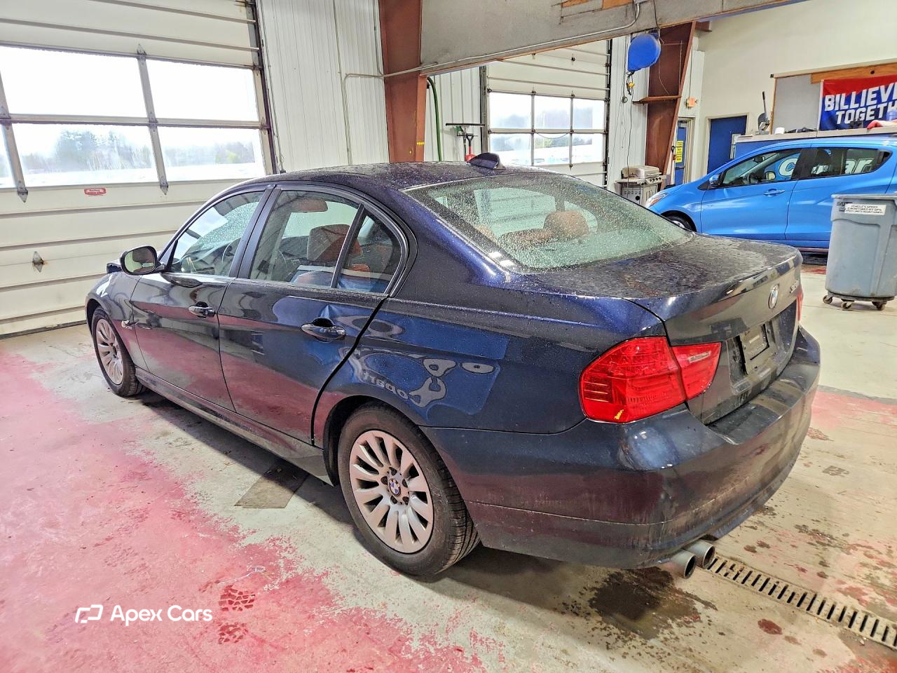 BMW Series 3 2009