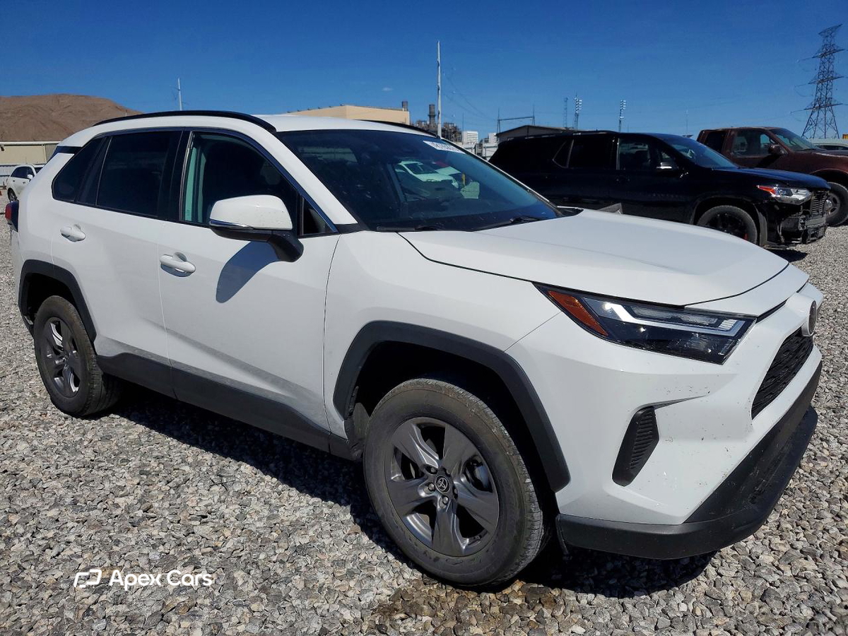 Toyota RAV 4 2024