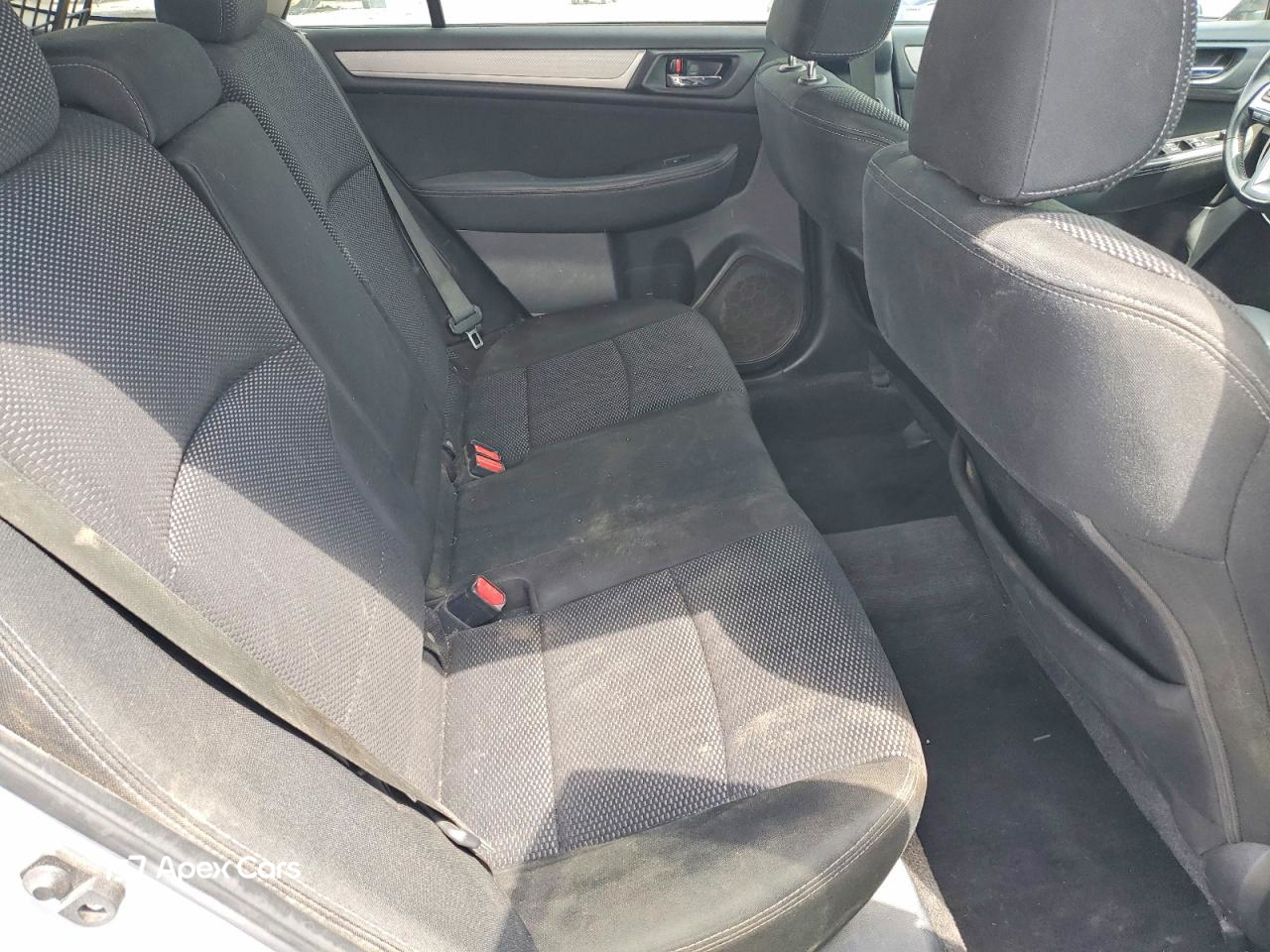 Subaru Outback 2015