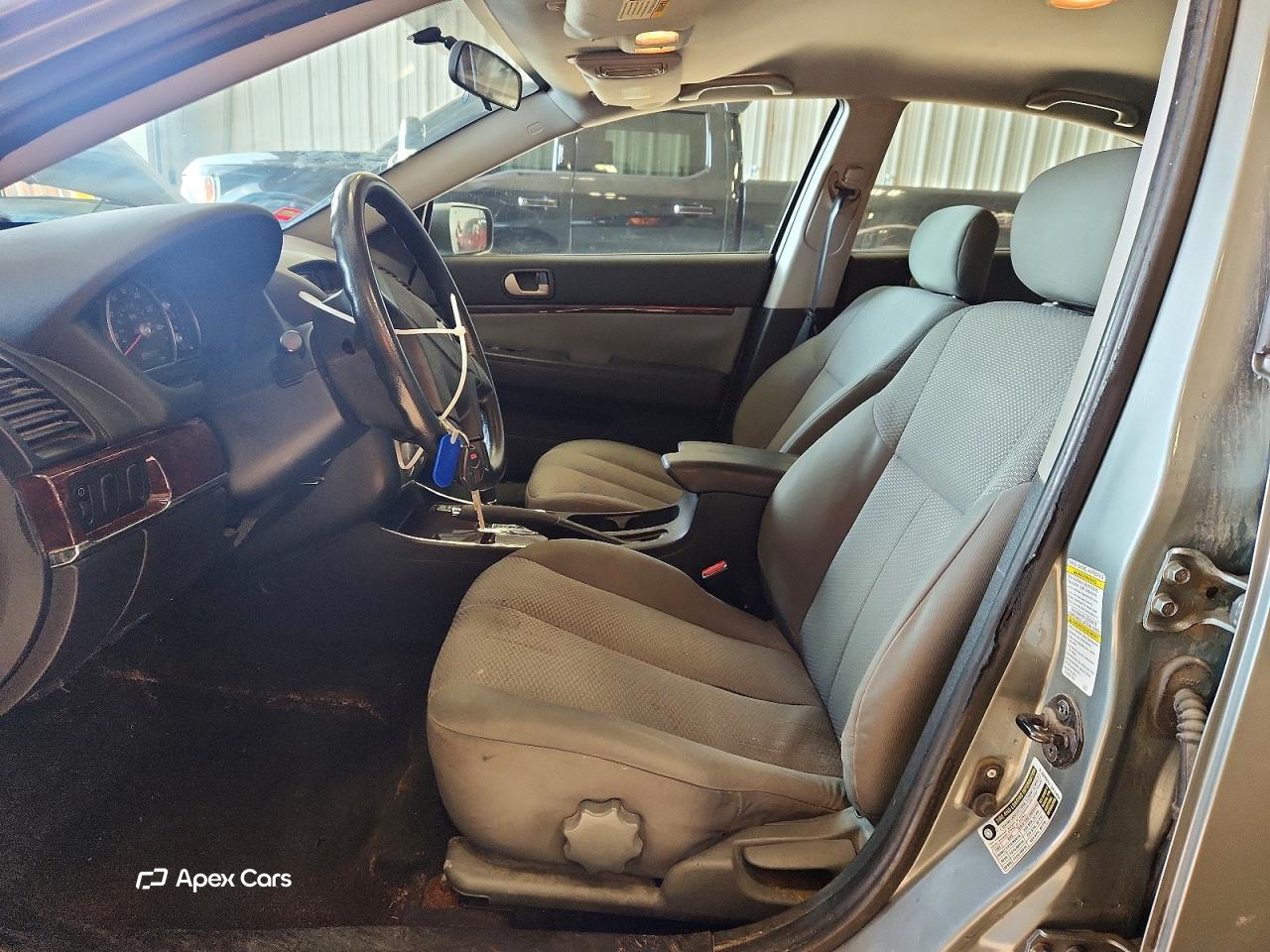 Mitsubishi Galant 2009