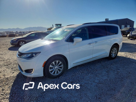 Chrysler Pacifica 2017 - Zdjęcie 1 z 15