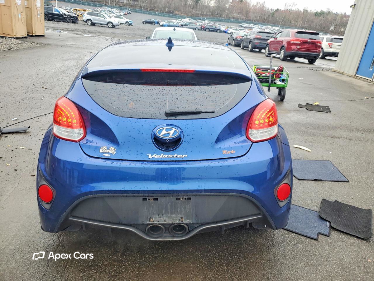 Hyundai Veloster 2016