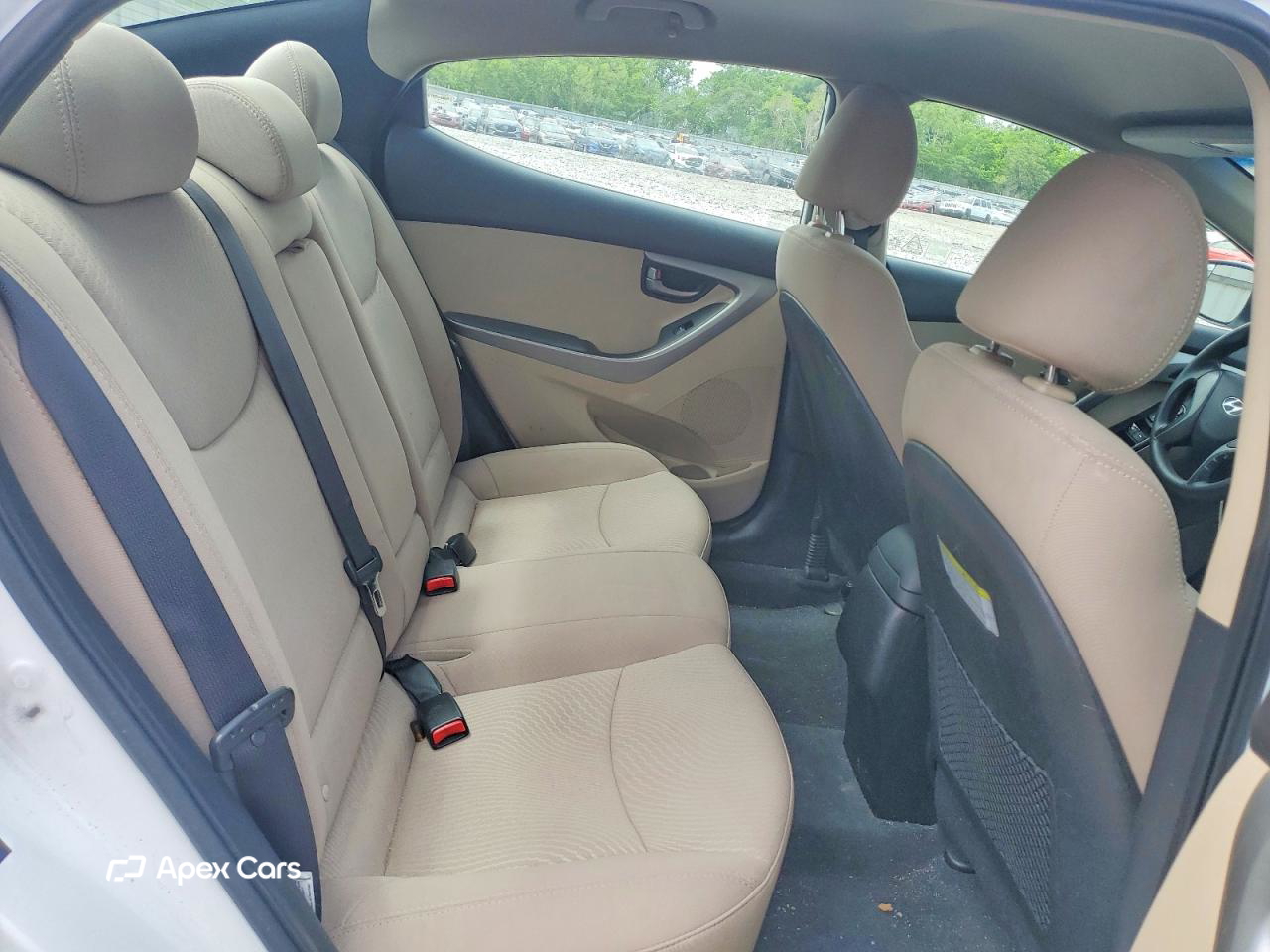 Hyundai Elantra 2015