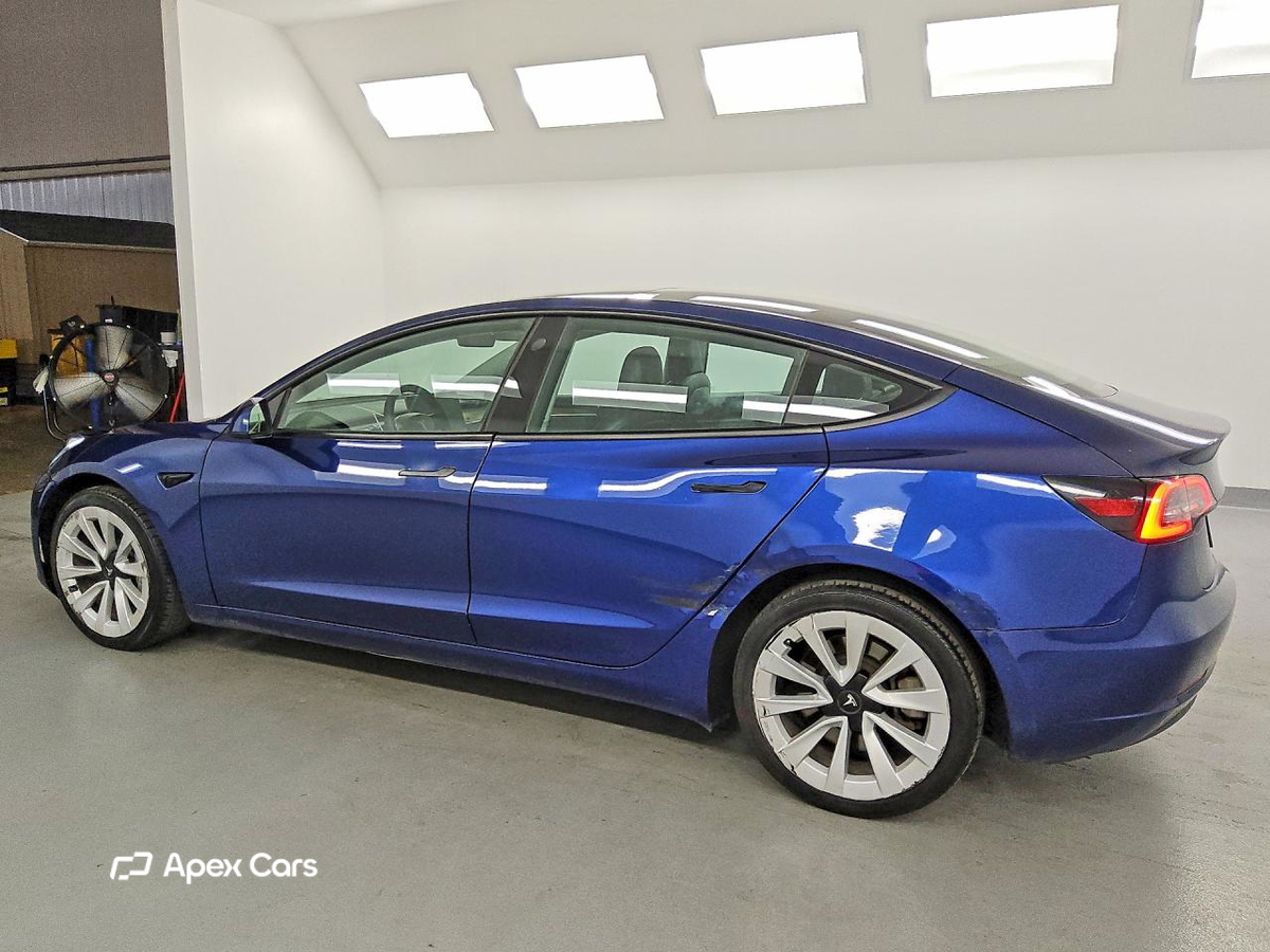 Tesla Model 3 2022