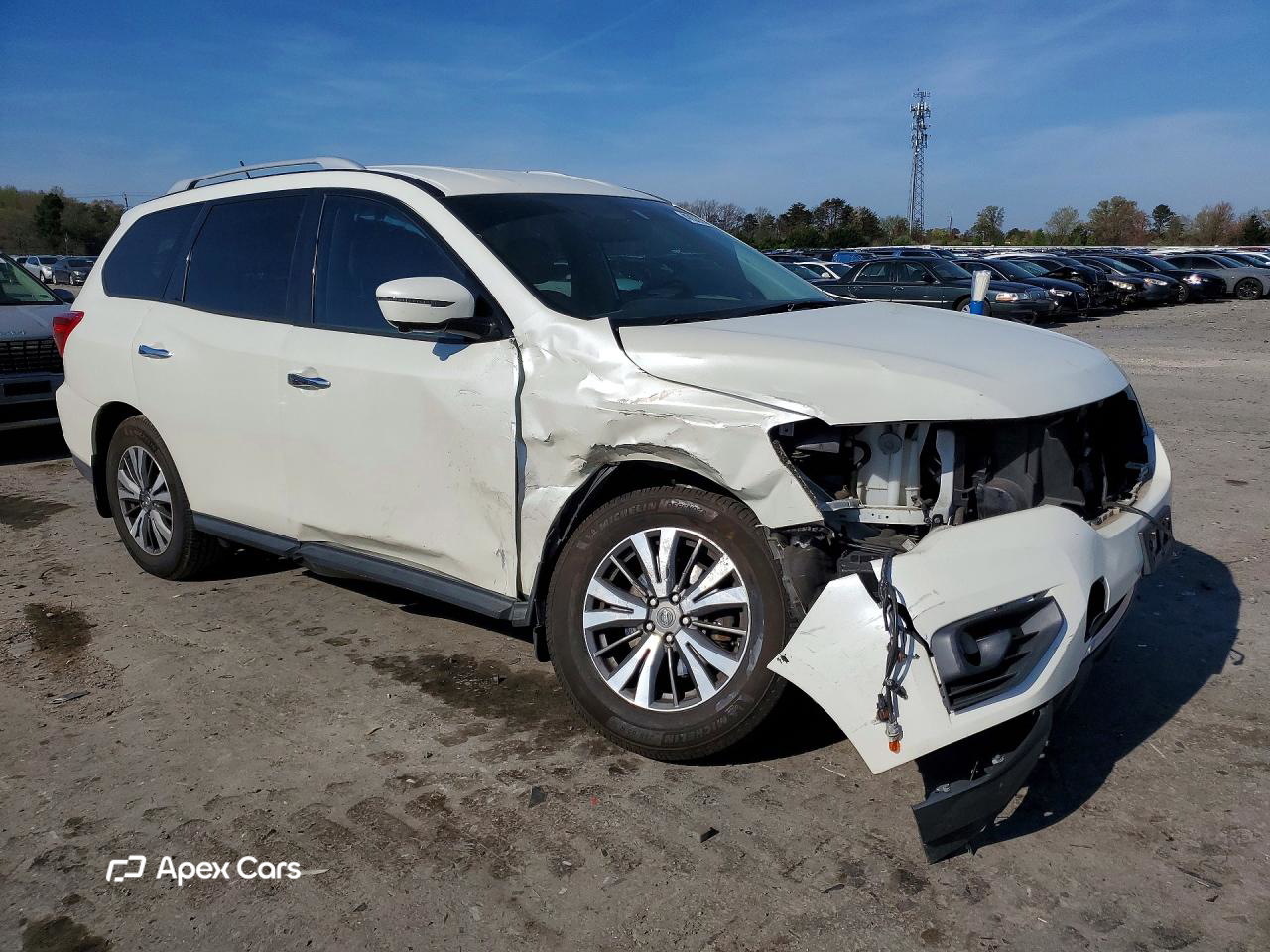 Nissan Pathfinder 2017