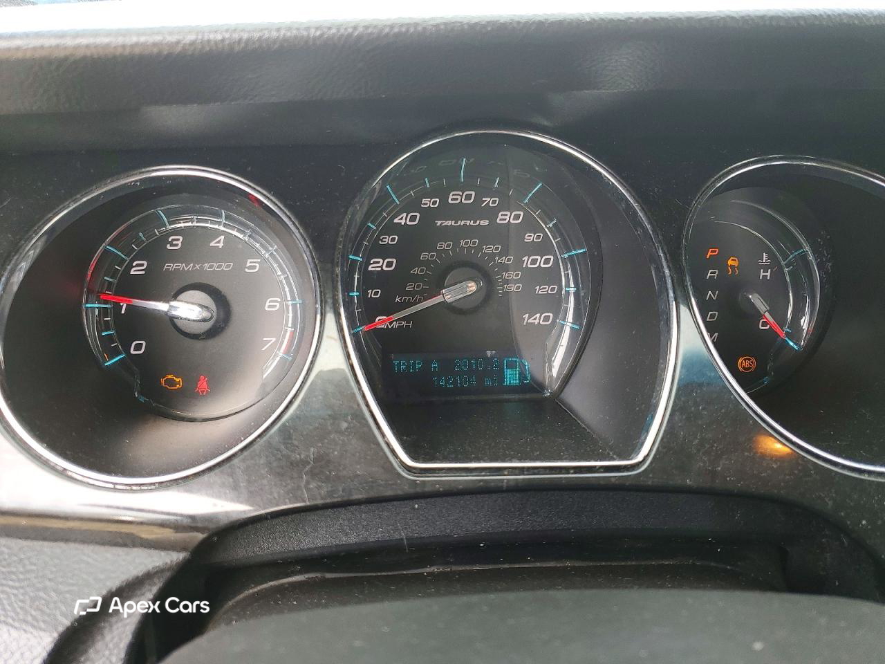 Ford Taurus 2011