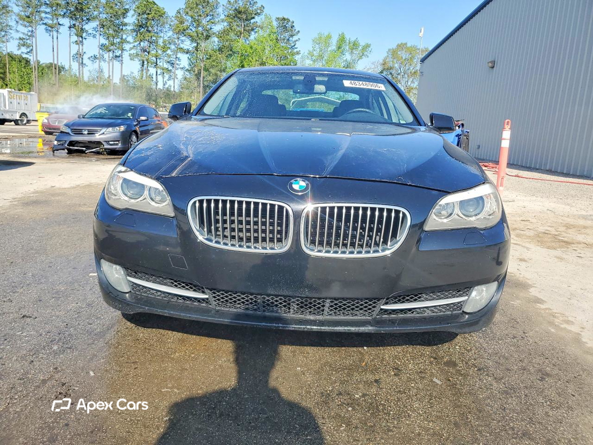 BMW Series 5 2011