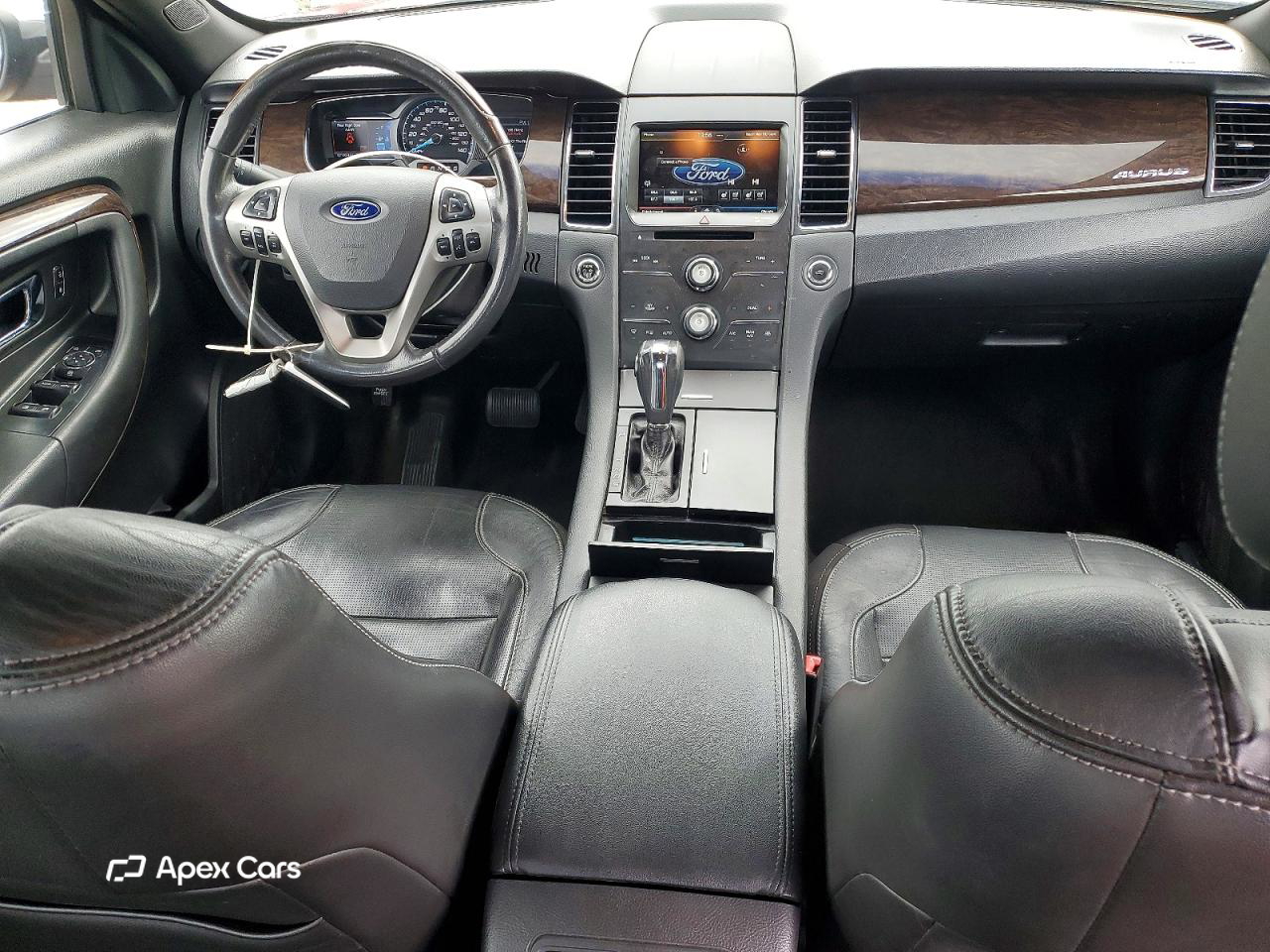 Ford Taurus 2015