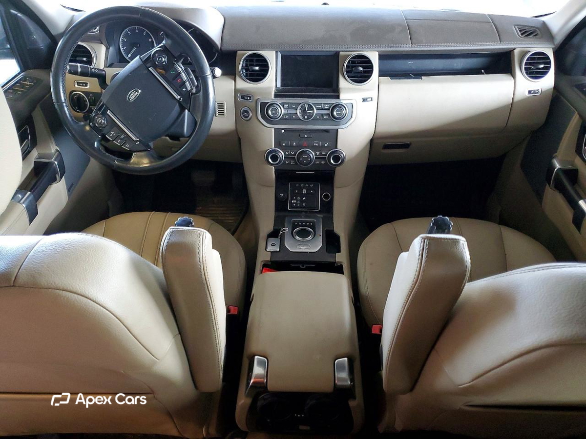 Land Rover LR4 2016