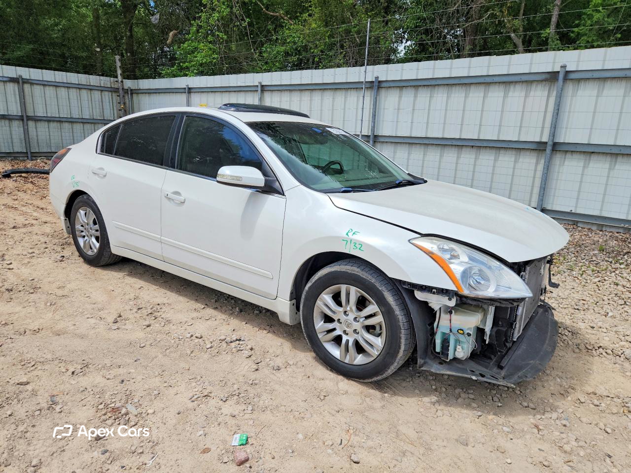 Nissan Altima 2012