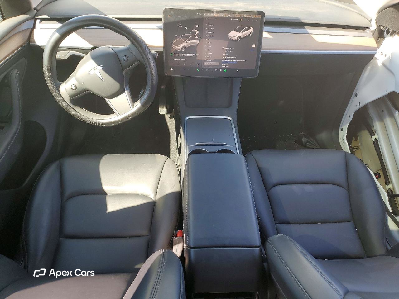Tesla Model Y 2024