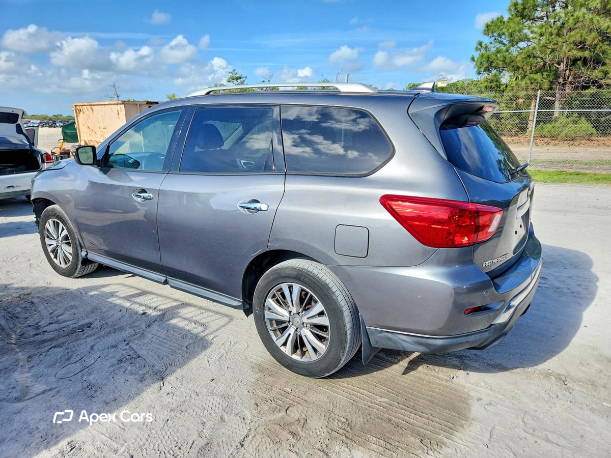 Nissan Pathfinder 2019