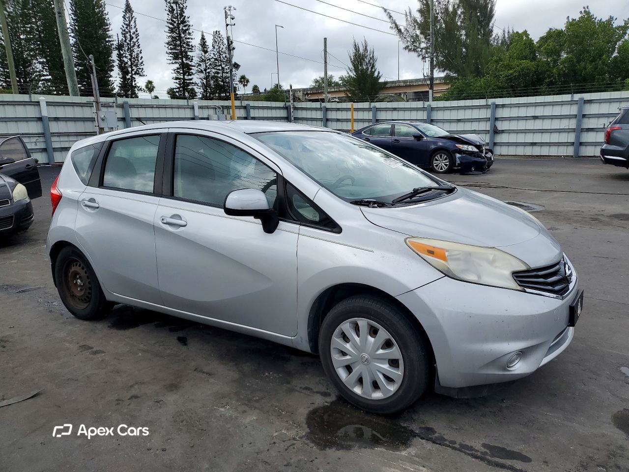 Nissan Versa 2014