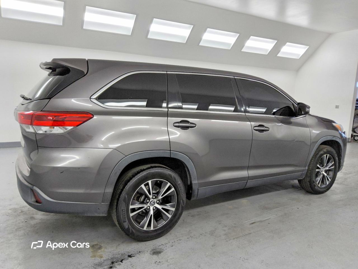 Toyota Highlander 2019