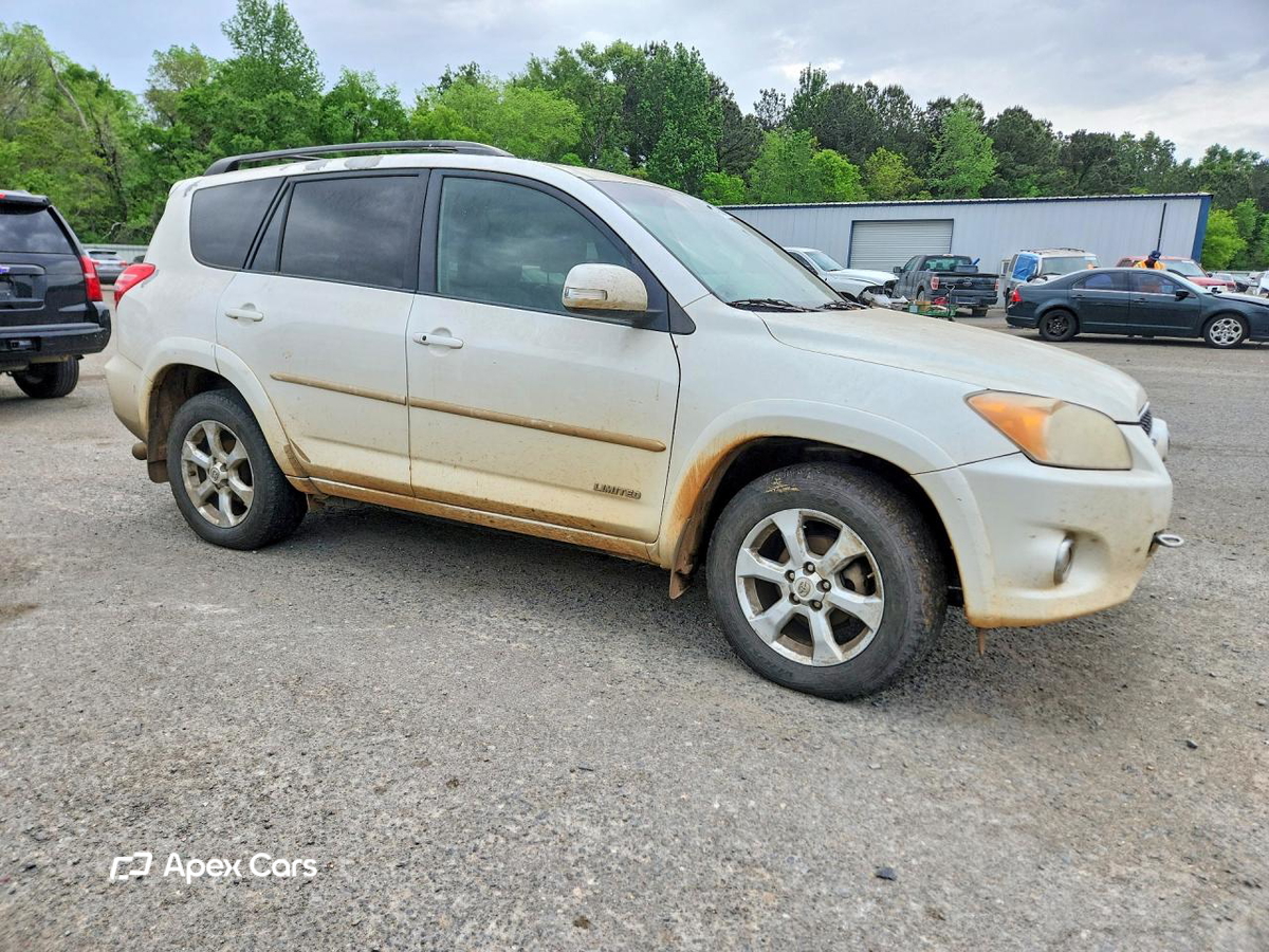 Toyota RAV 4 2011