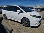 Toyota Sienna 2011