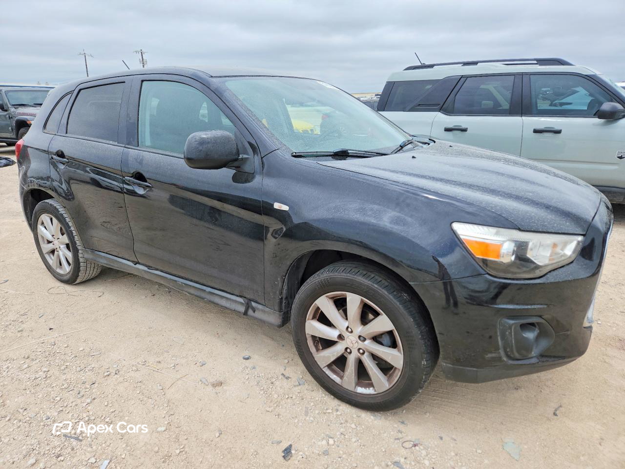 Mitsubishi Outlander 2014