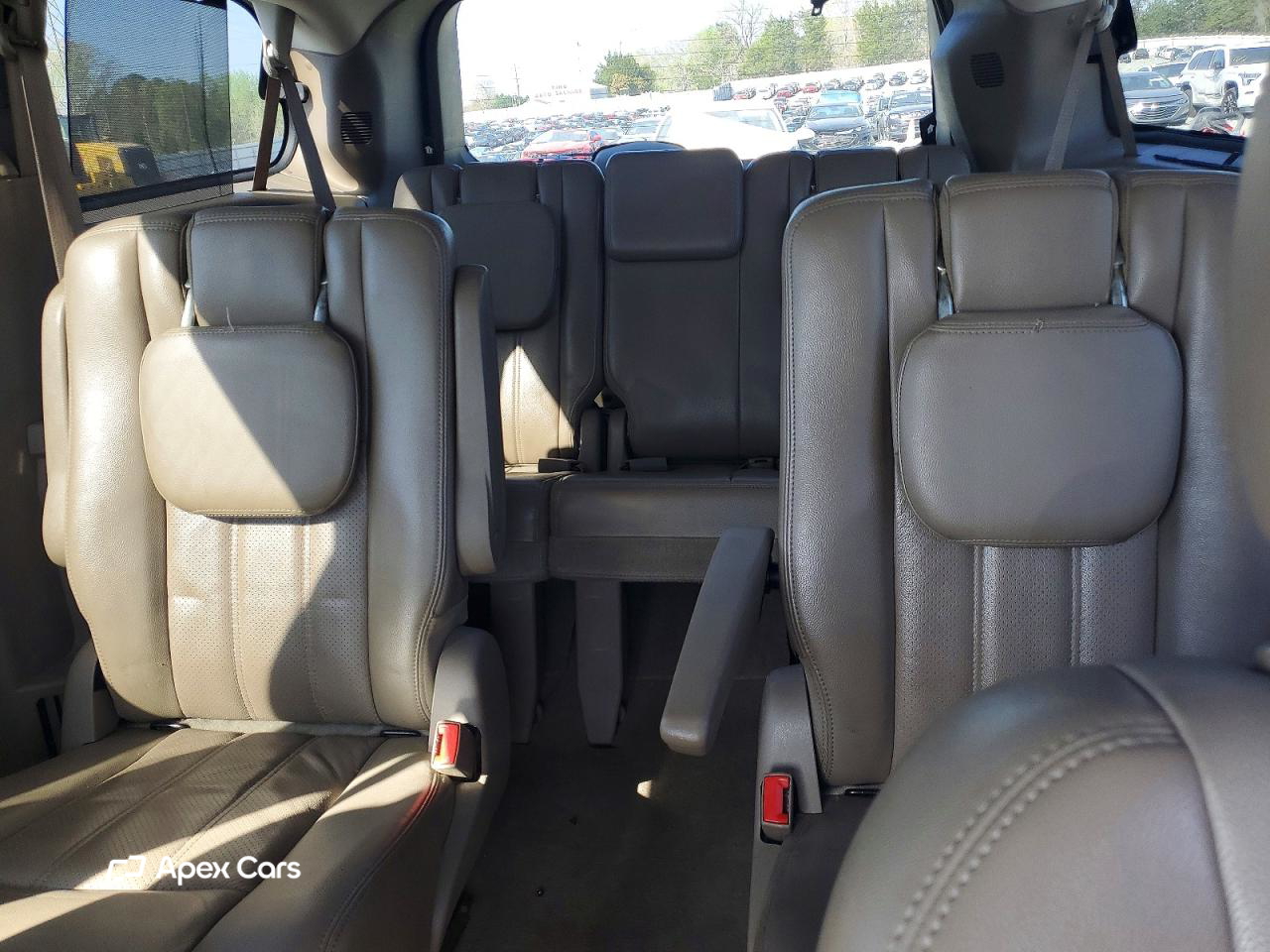 Chrysler Voyager 2012