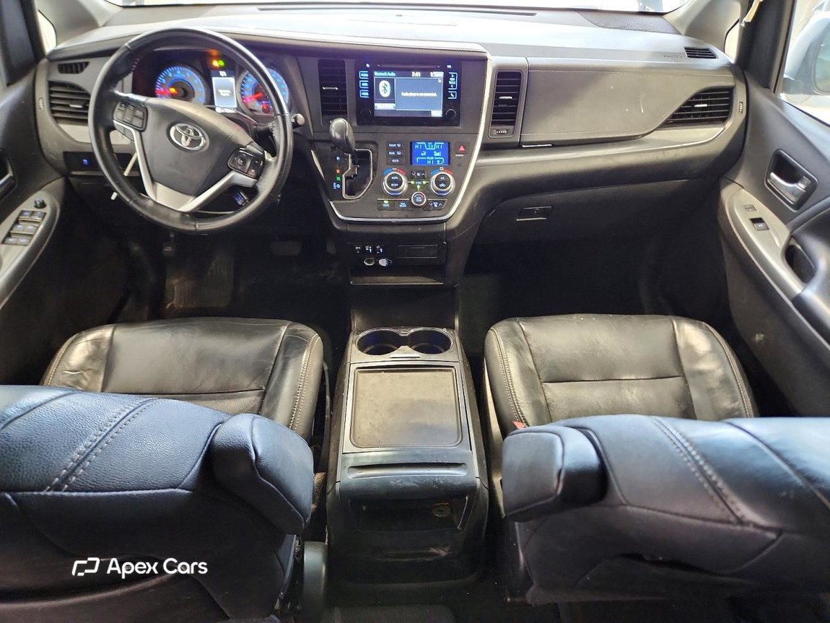Toyota Sienna 2017