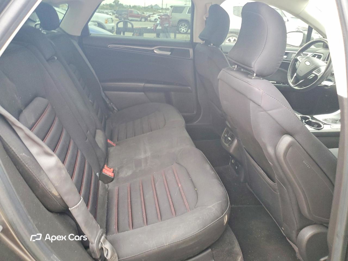 Ford Fusion 2015