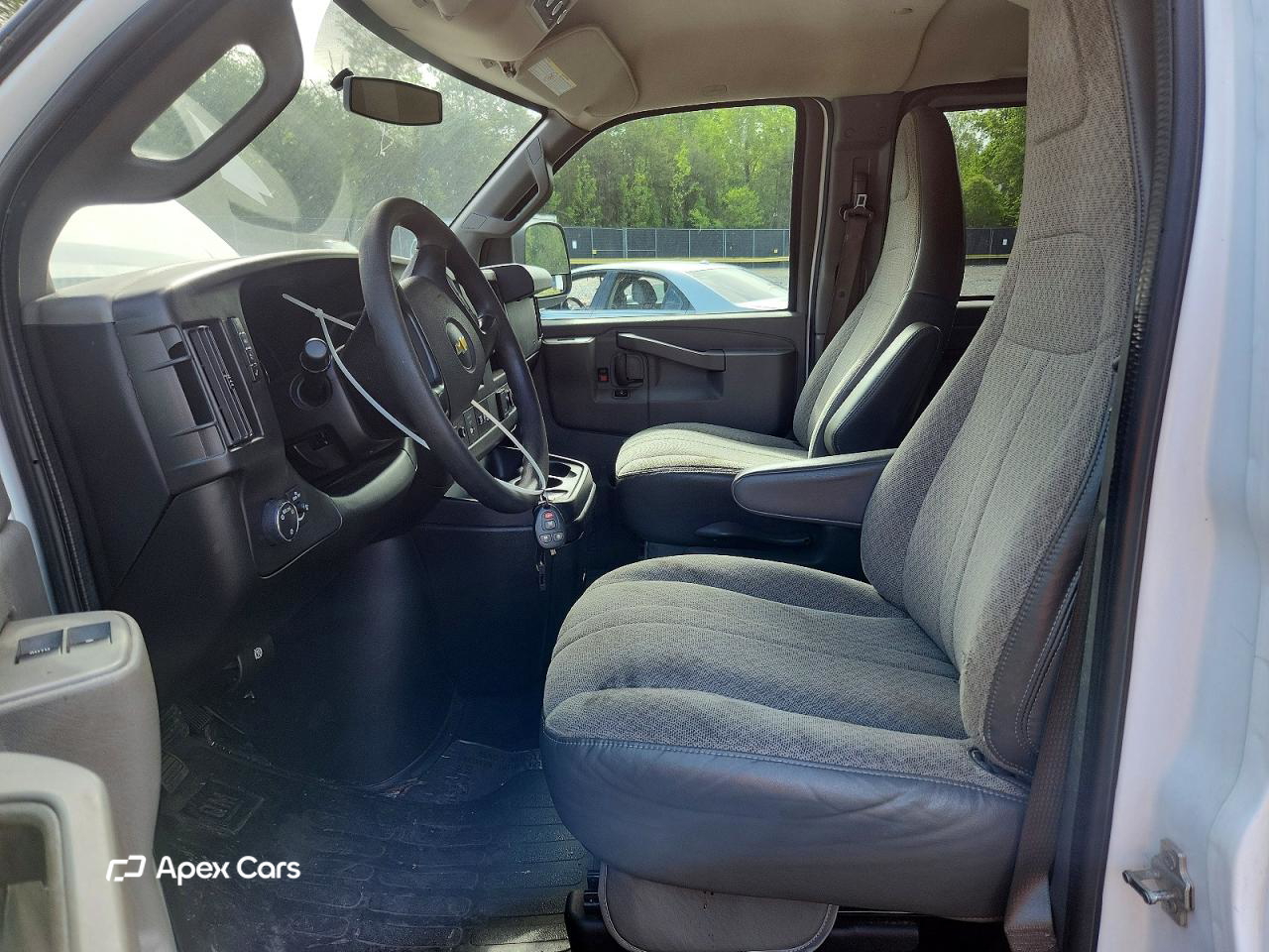 Chevrolet Express 2016