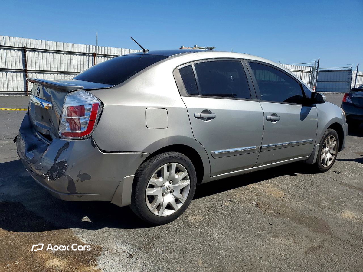 Nissan Sentra 2012