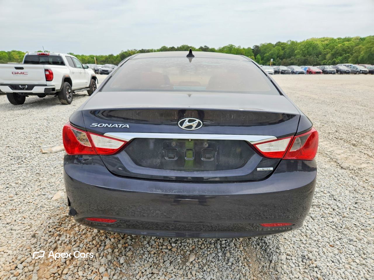 Hyundai Sonata 2011