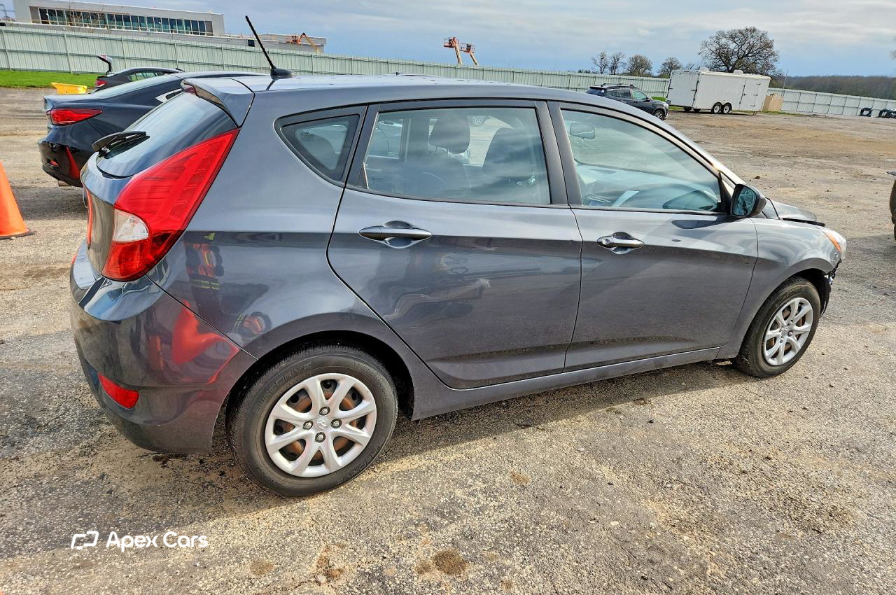 Hyundai Accent 2012