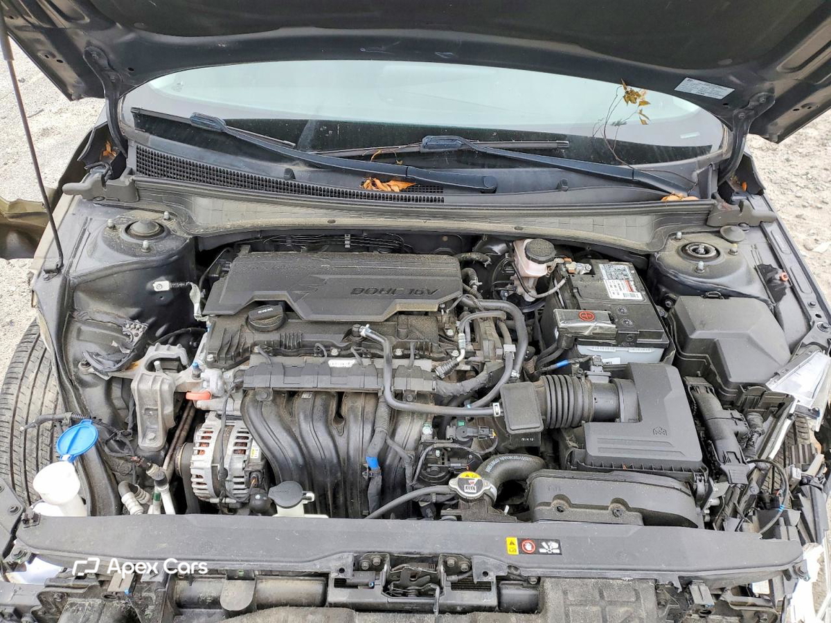 Hyundai Elantra 2021