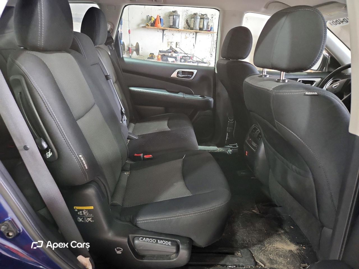 Nissan Pathfinder 2018