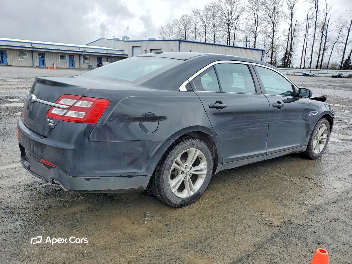 Ford Taurus 2015