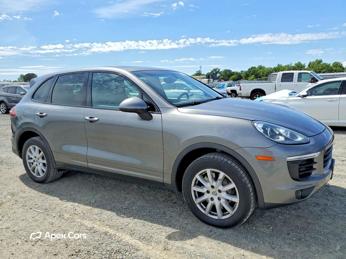 Porsche Cayenne 2016