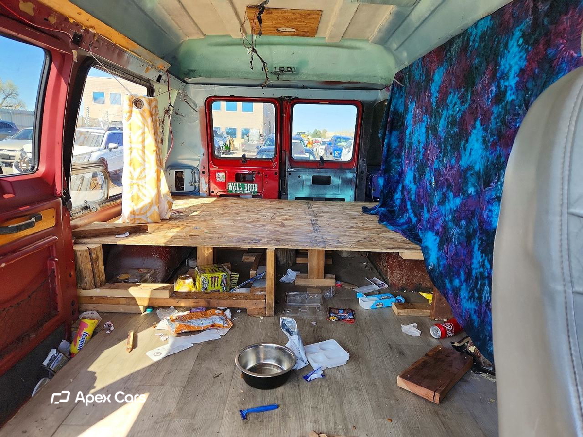 Dodge RAM Van 2000