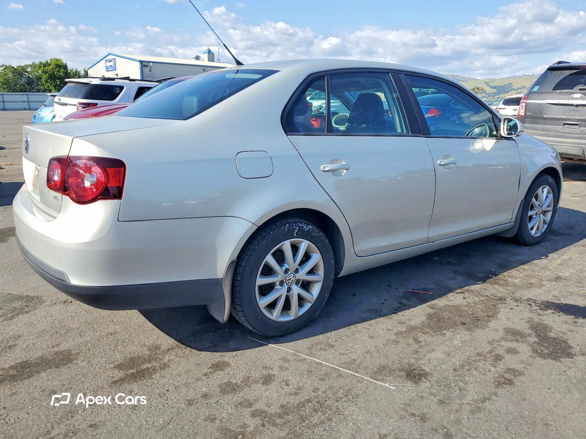 Volkswagen Jetta 2010