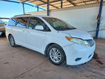 Toyota Sienna 2011
