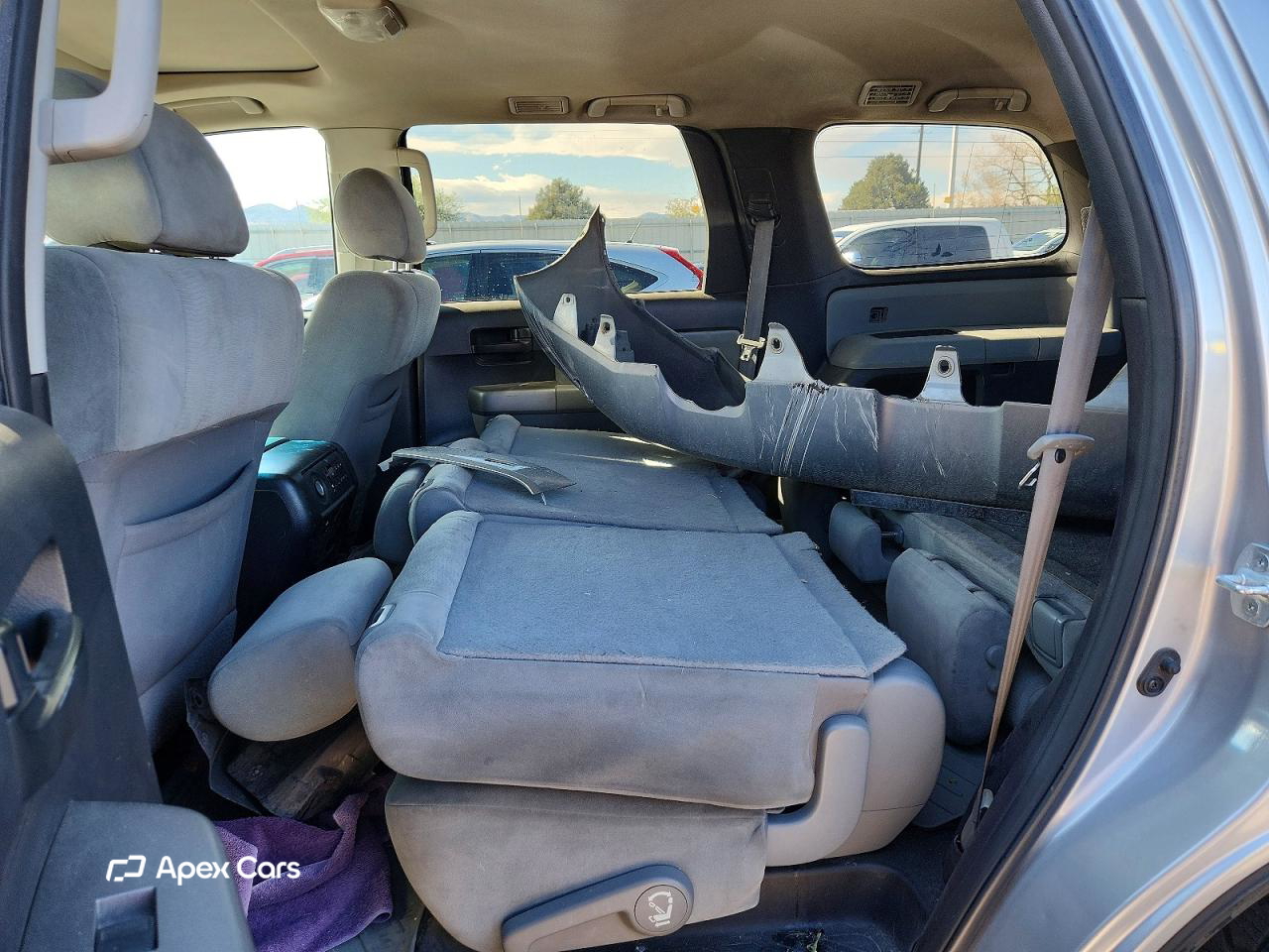 Toyota Sequoia 2016