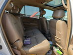 Toyota Sequoia 2004