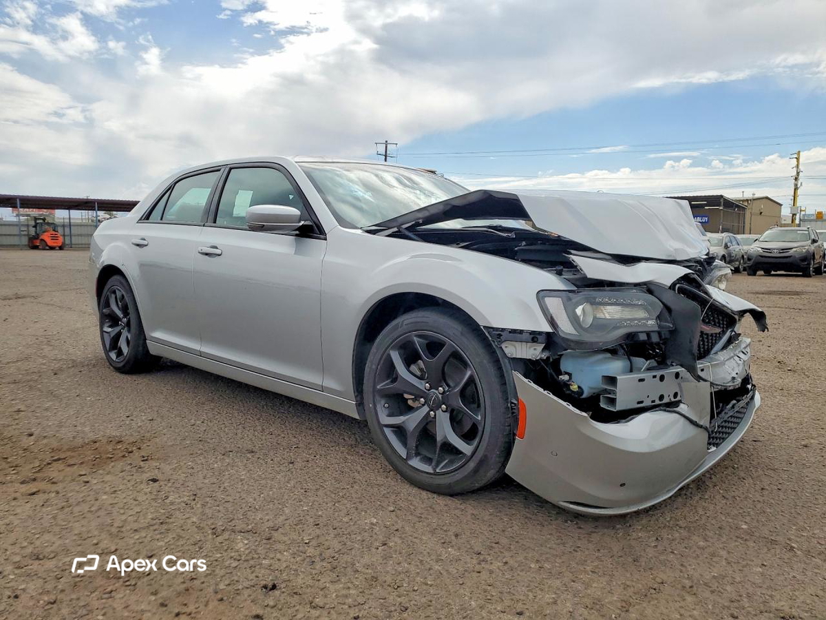 Chrysler 300 2023