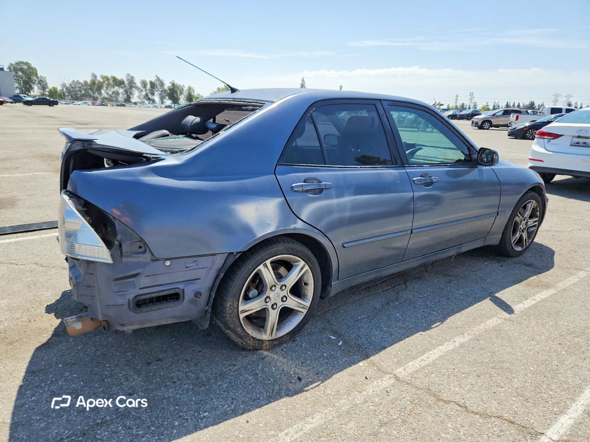 Lexus IS 2002