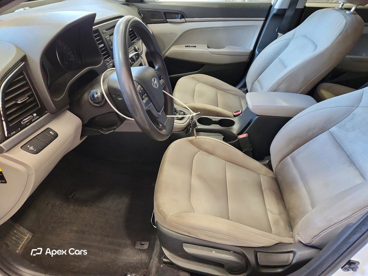Hyundai Elantra 2017